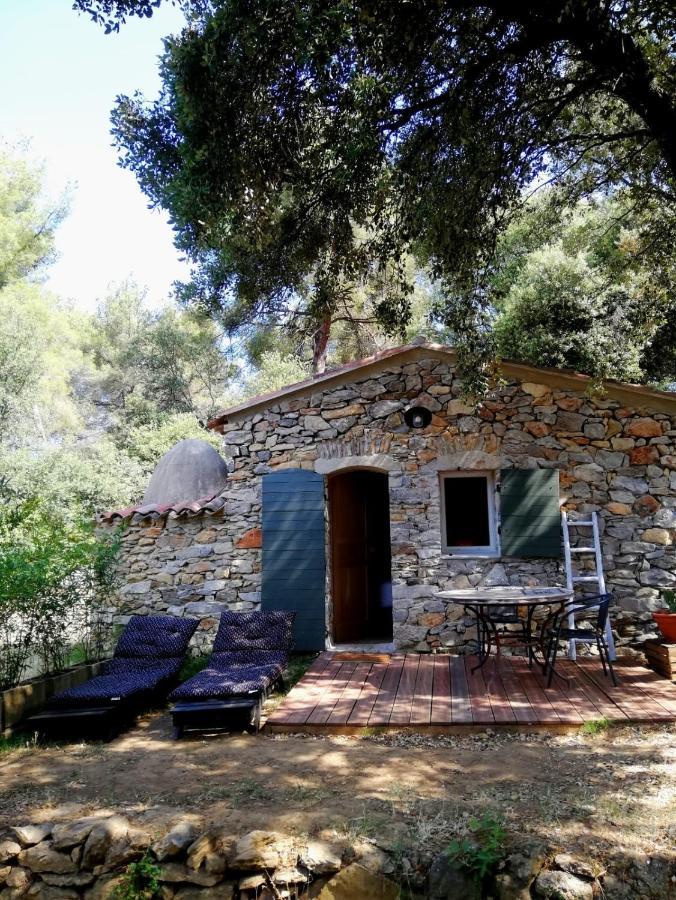 فندق Les Cabanons Sainte Victoire المظهر الخارجي الصورة
